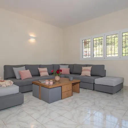 Prázdninový dům Korfoula - Peaceful Retreat In Zante *
